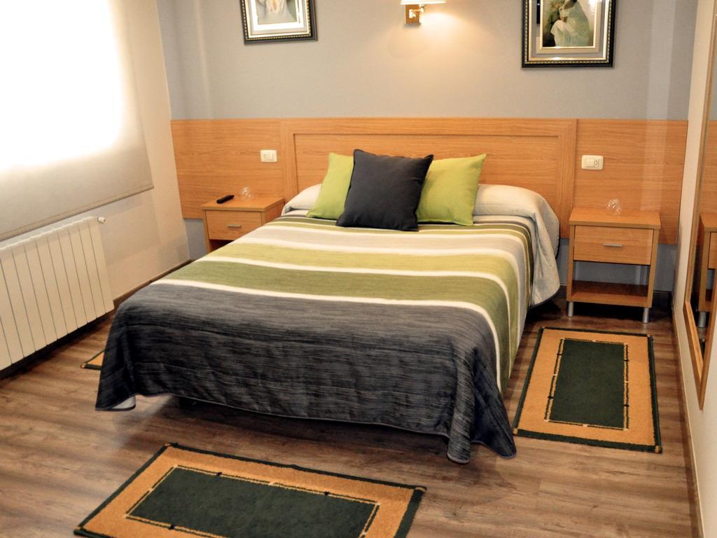 Hostal Paz Gondomar Extérieur photo